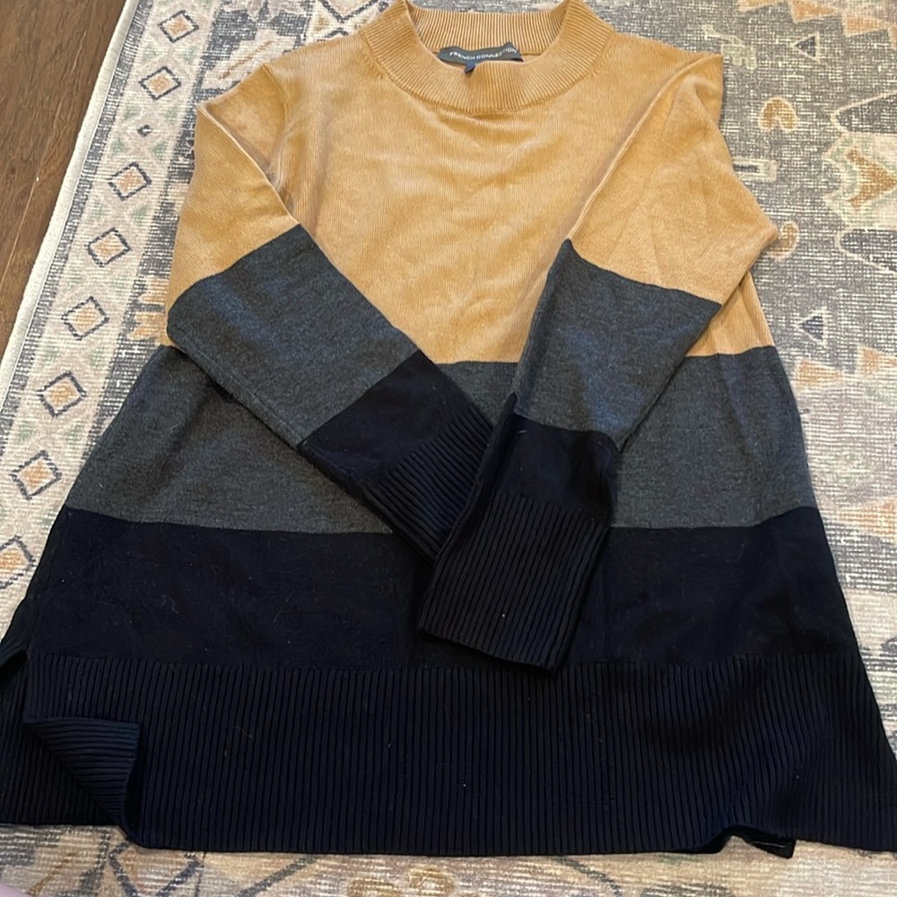 Color block sweater tunic